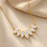 Colar Flor de Zircônia Banhado a Ouro 18K