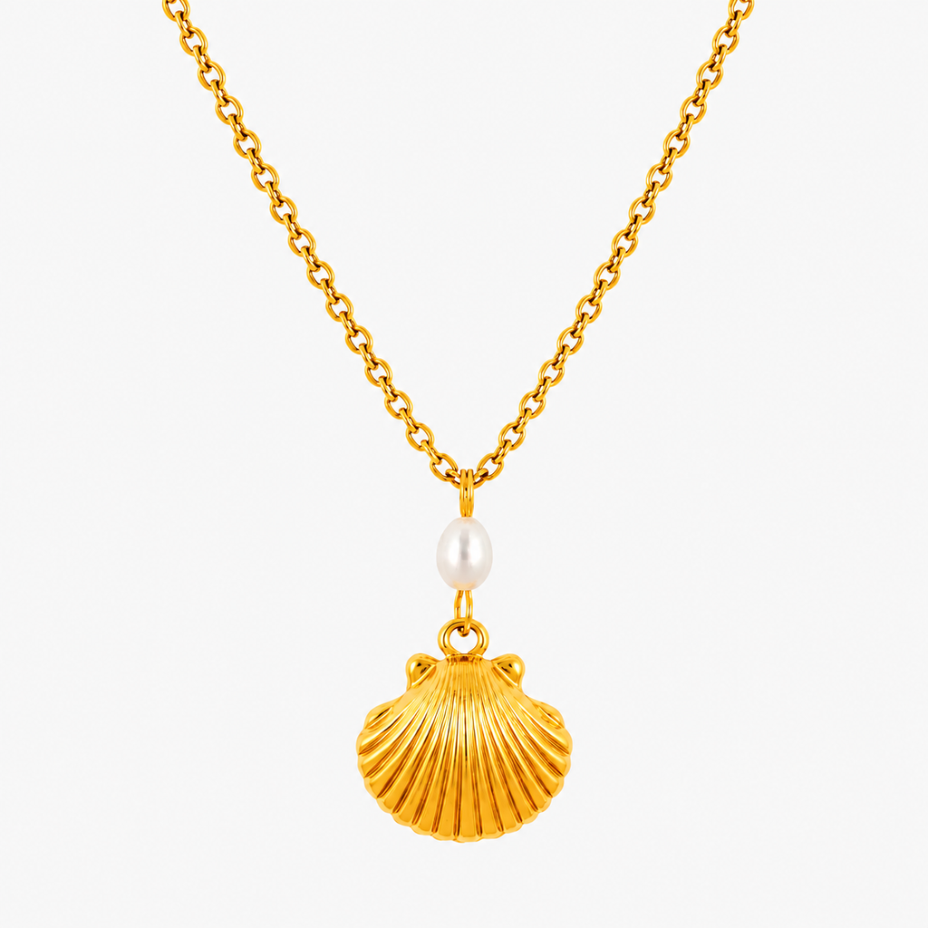Colar com Pingente de Concha Banhado a Ouro 18K
